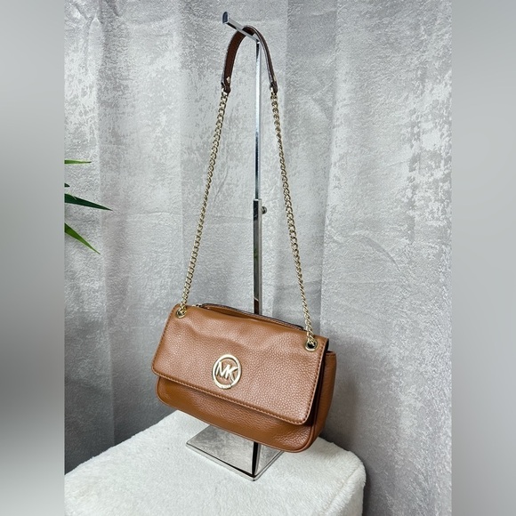 Michael Kors Fulton Pebble Leather Shoulder Flap Bag Brown One Size - Picture 2 of 15